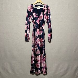 *SAMPLE* Monique Lhuillier Floral Long Sleeve Gown - size 4